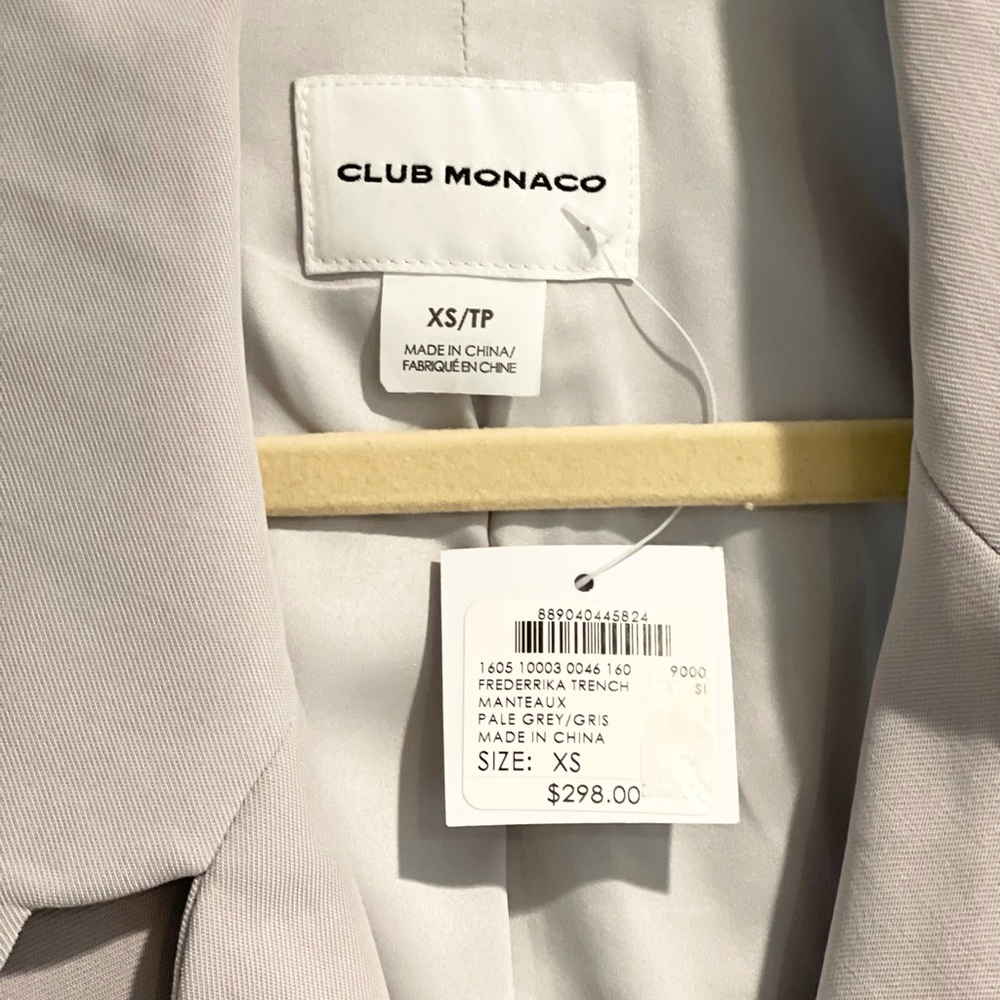 Club Monaco coat. Size XS.